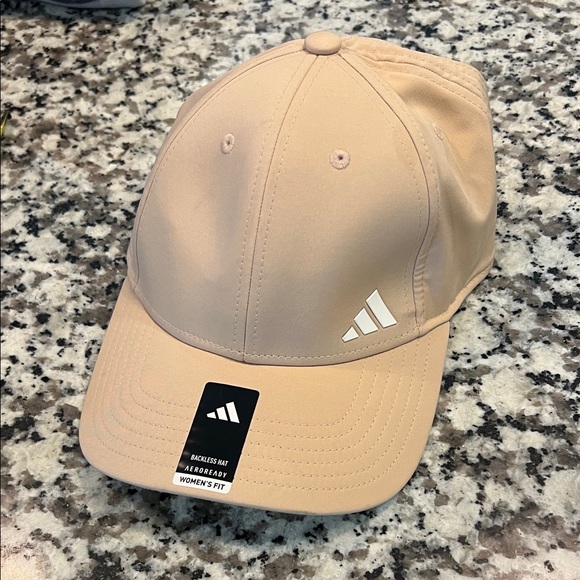 Adidas women’s backless Beige Cap - Picture 1 of 3